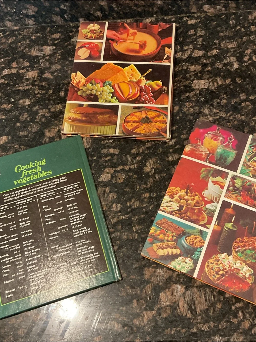 Better Homes and Gardens Vintage Cookbooks